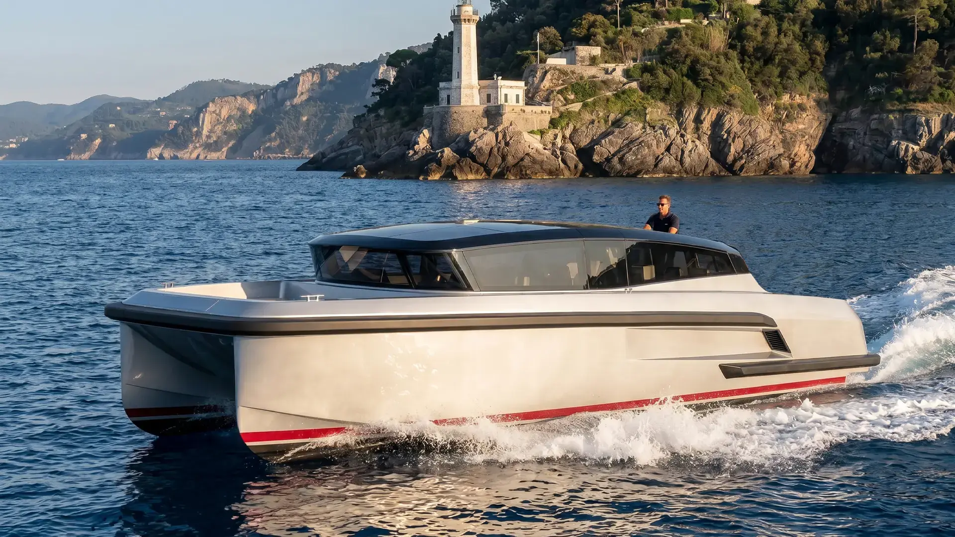 Hysucat 10m tender