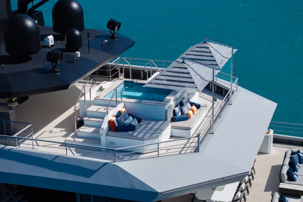 Icon M/Y q 72m