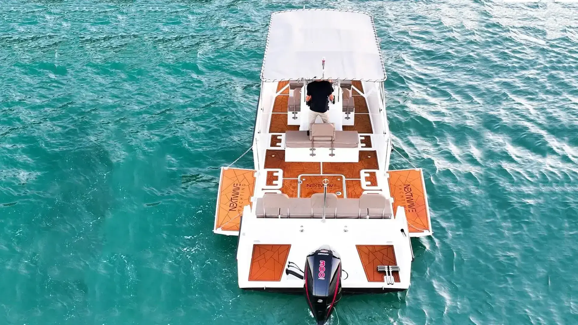Nextwave 8m tender